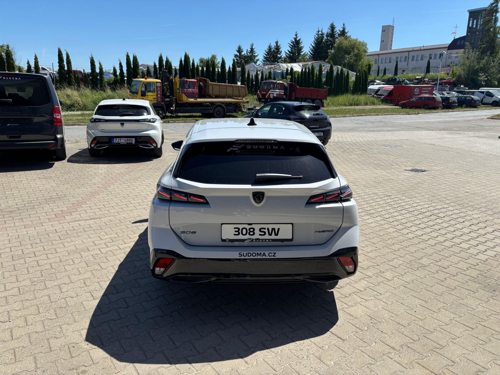 Peugeot 308, SW ALLURE Hybrid - fotka 6
