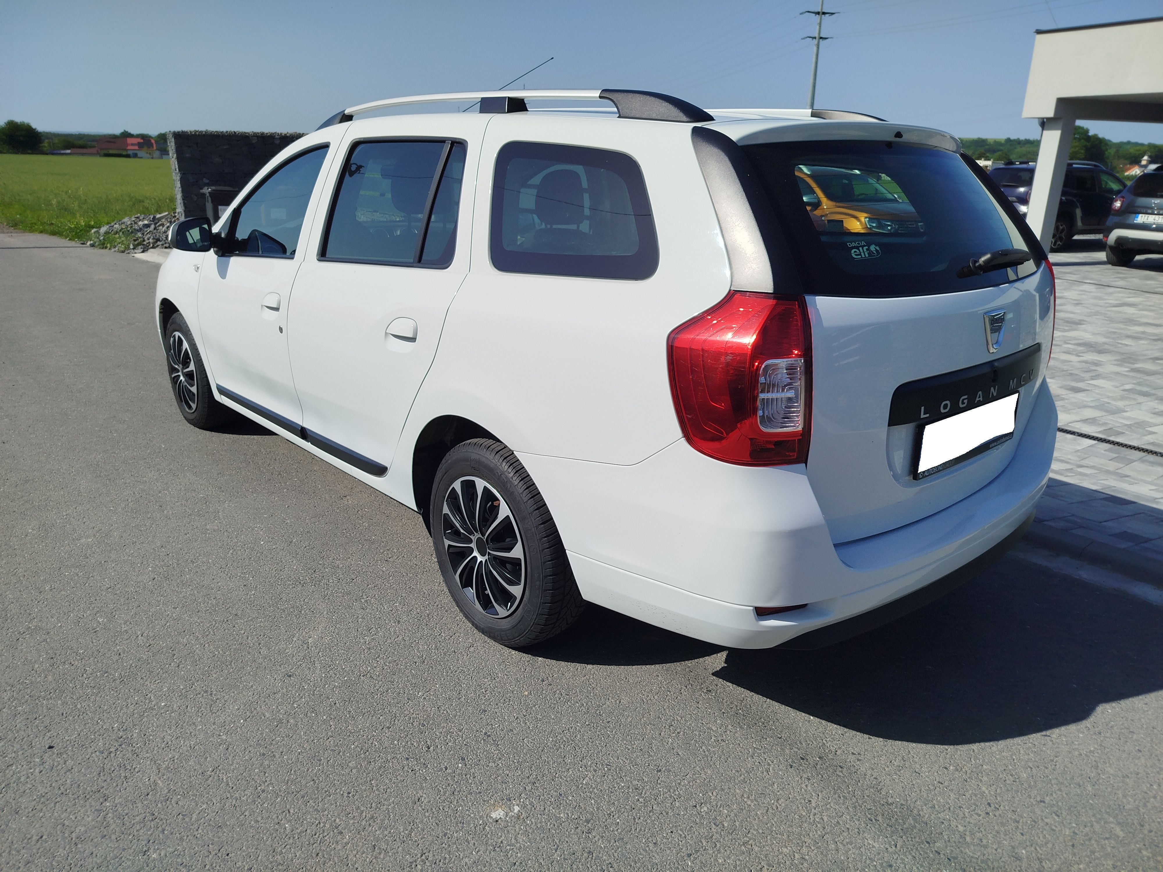 Dacia Logan, 1.2i54kw, Klima, STK 1/2028 - fotka 2