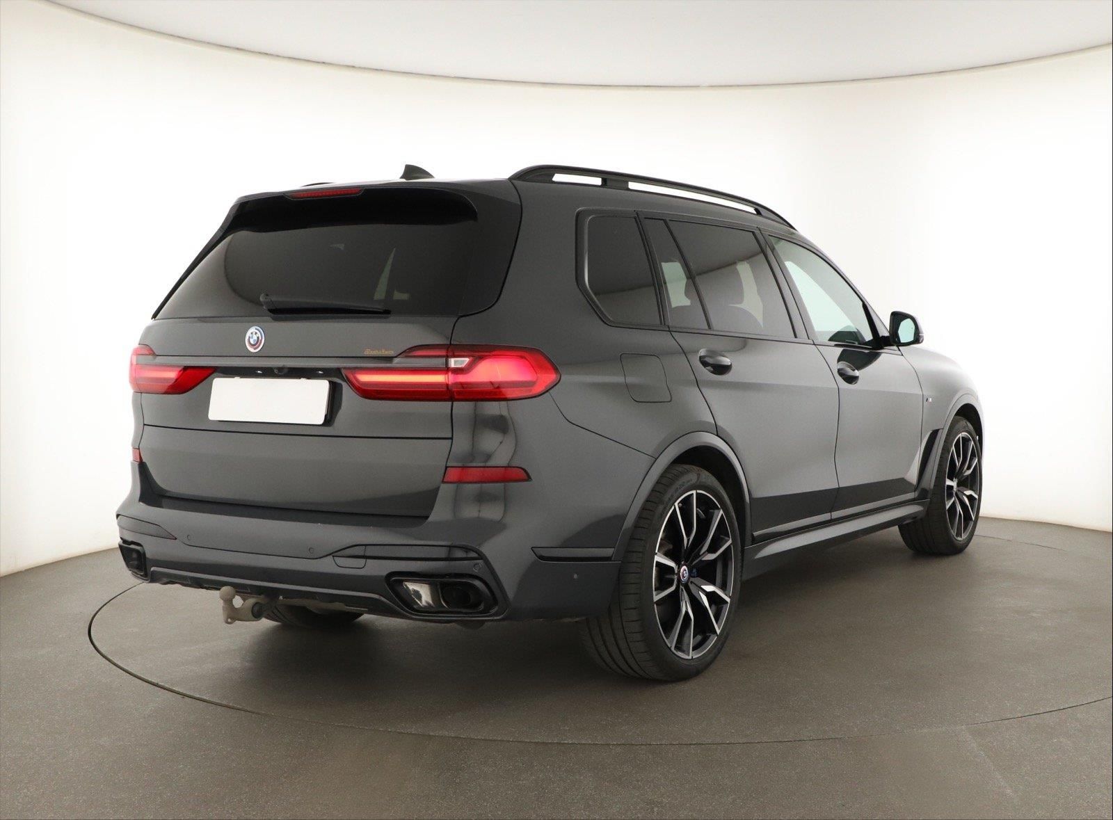 BMW X7, xDrive40d - fotka 5
