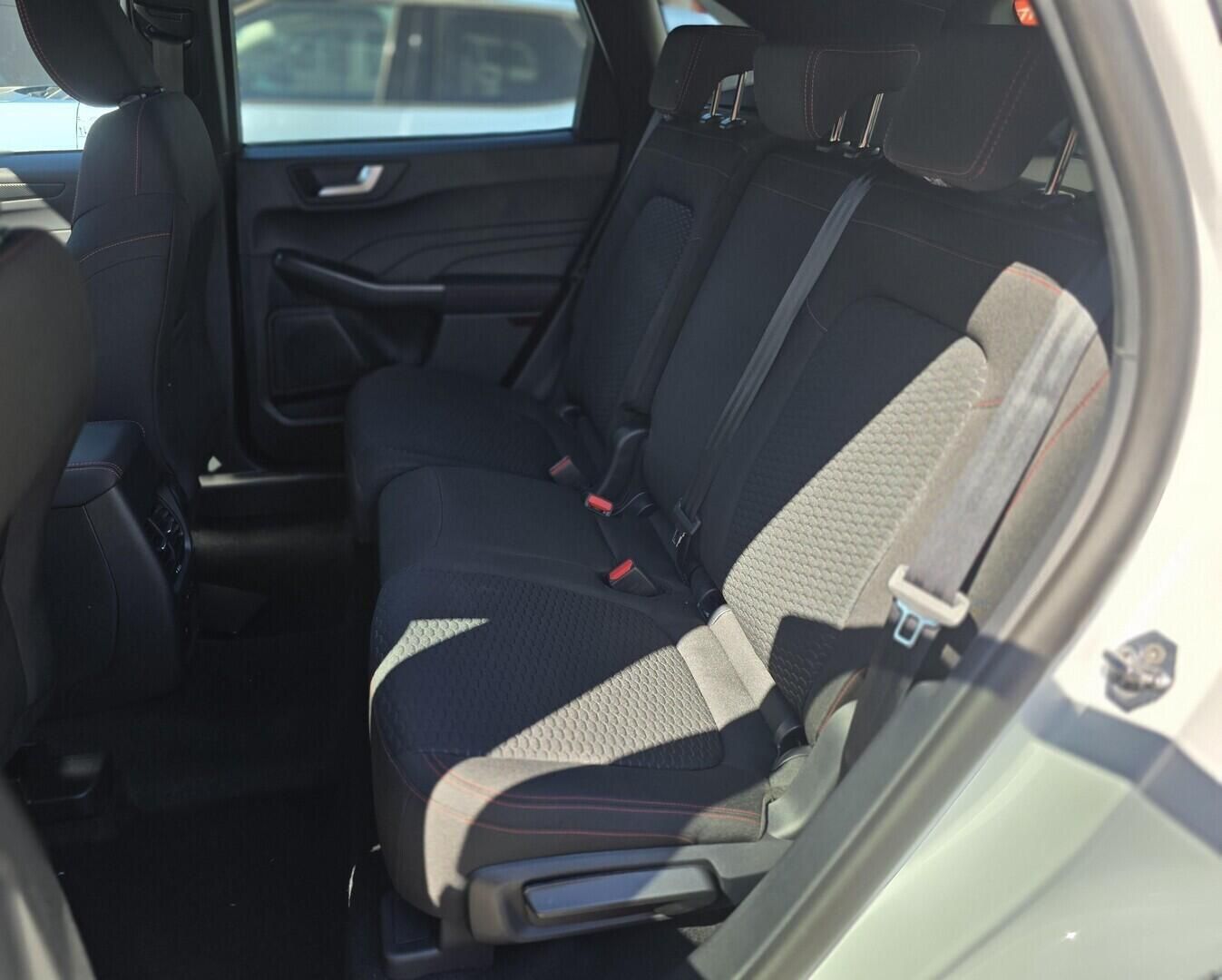 Ford Kuga, 1,5 EcoBoost 137 kW - fotka 5