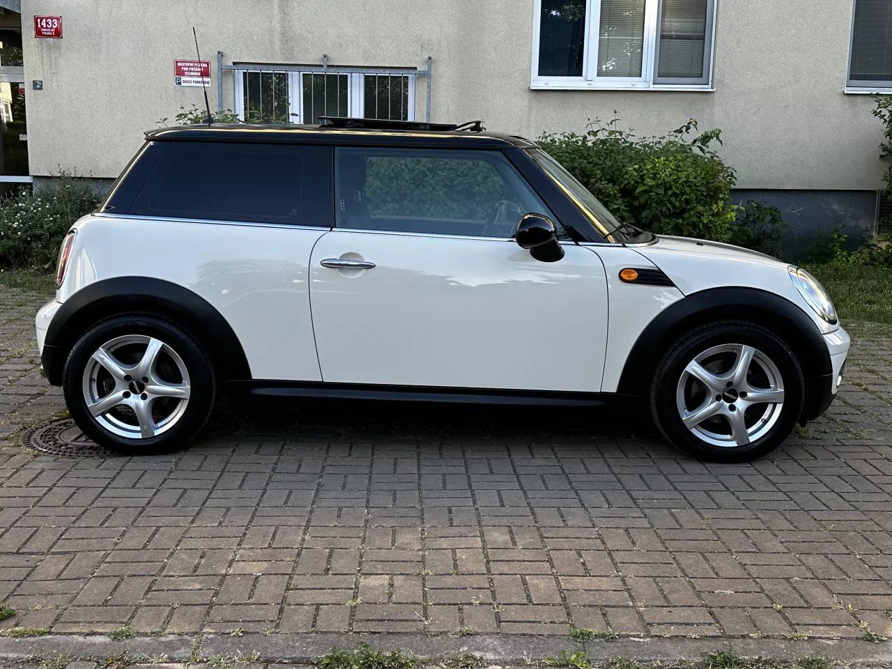 Mini Cooper, 1.6 VTi 88kW Panorama Tempomat - fotka 4