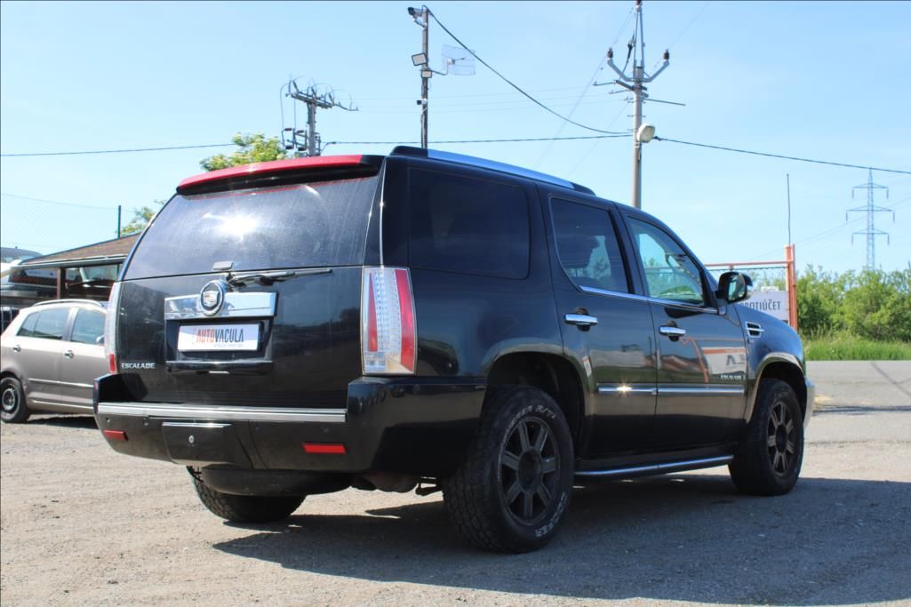 Cadillac Escalade, 6,2 V8 6.2i  +LPG, 301 KW, ČR - fotka 5