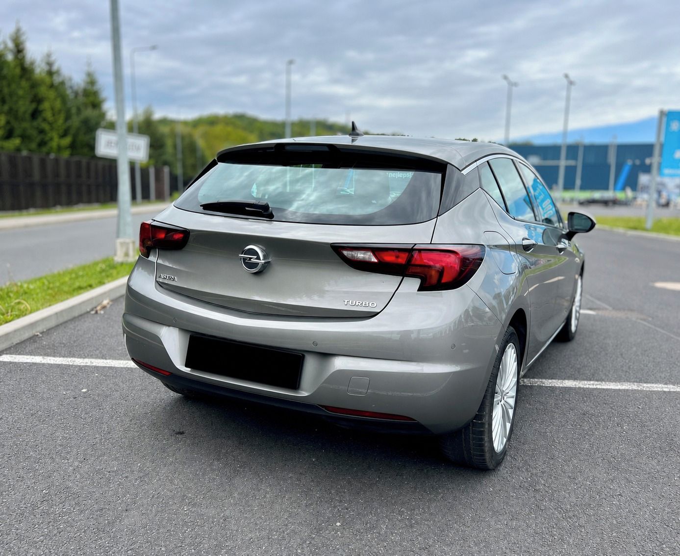 Opel Astra, Opel Astra ST INNOVATION 1.4 - fotka 2