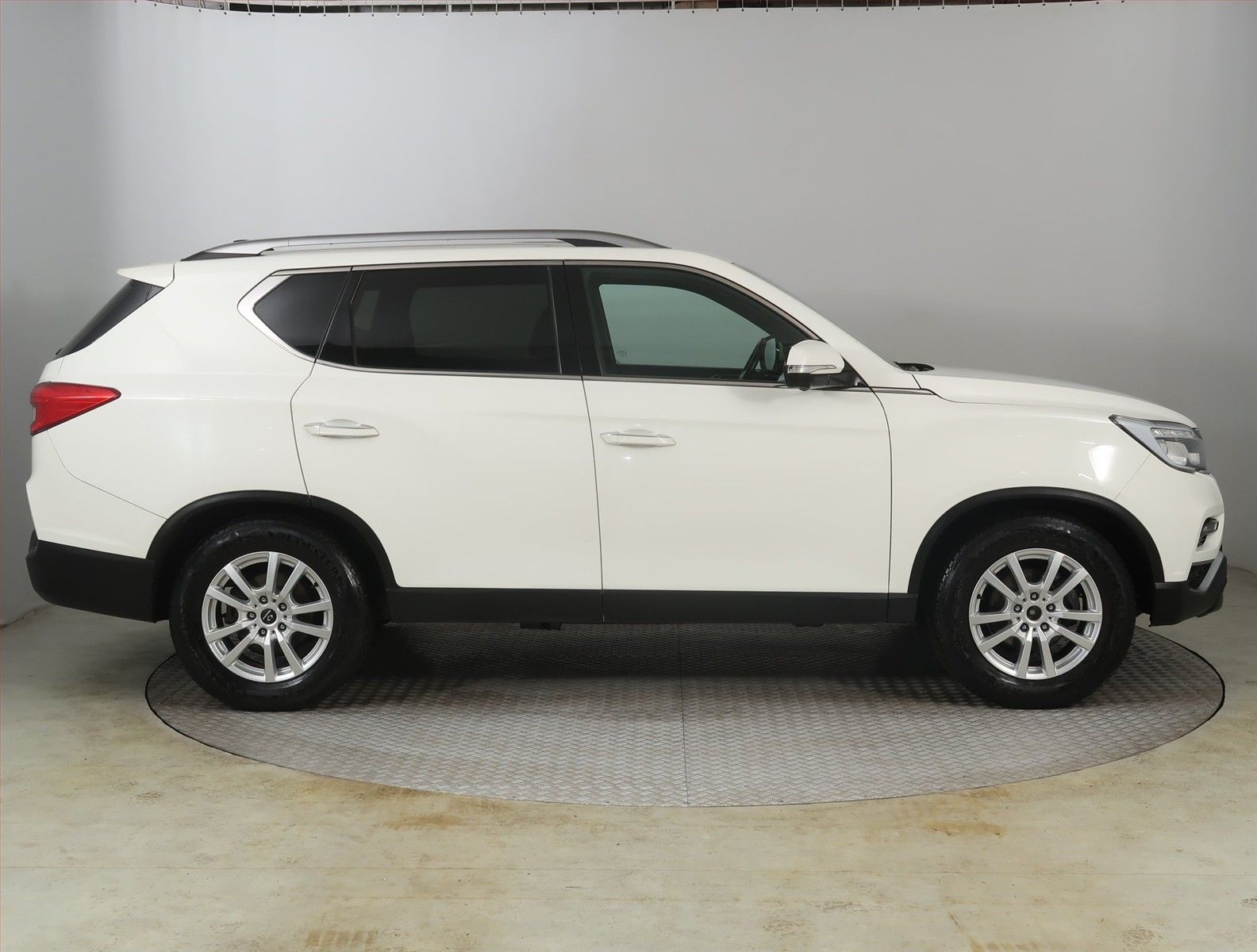 SsangYong Rexton, 2.2 Diesel, 4X4, Automat - fotka 6
