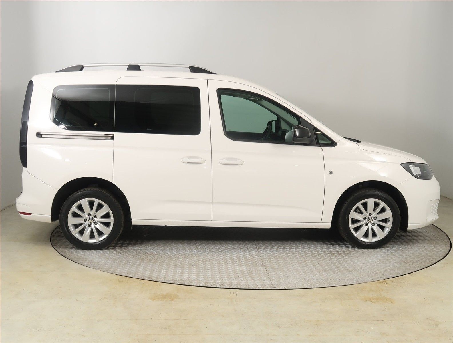 Volkswagen Caddy, 1.5 TSI, 5Míst, Klima, ČR - fotka 6