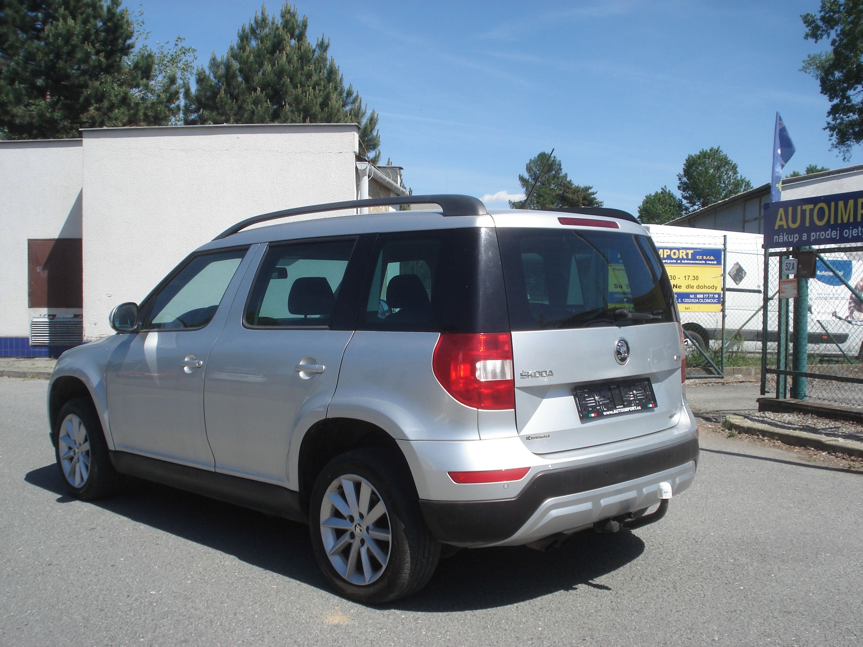 Škoda Yeti, 1.6 TDi Greenline ,Tažné, ALU - fotka 3