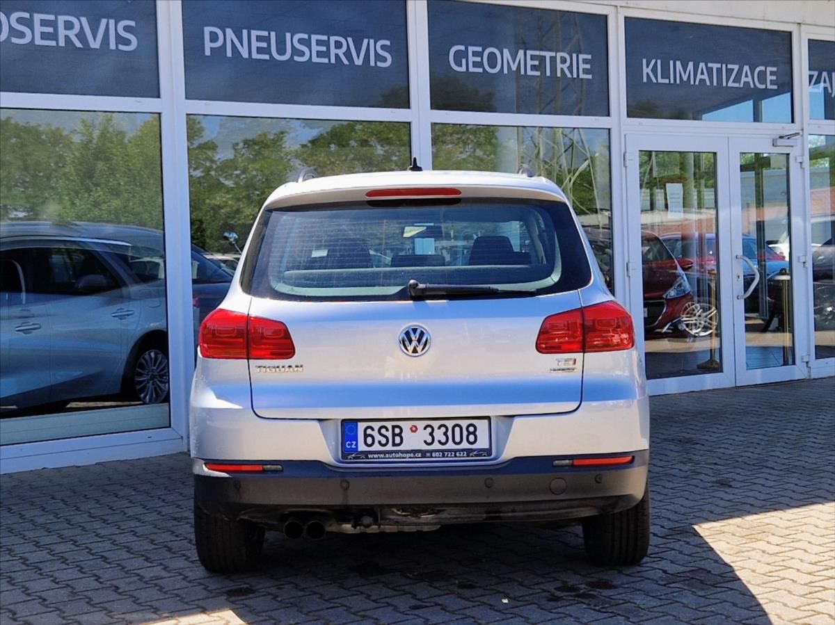 Volkswagen Tiguan, 1,4 TSI 90kW KLIMA VÝHŘEV - fotka 4