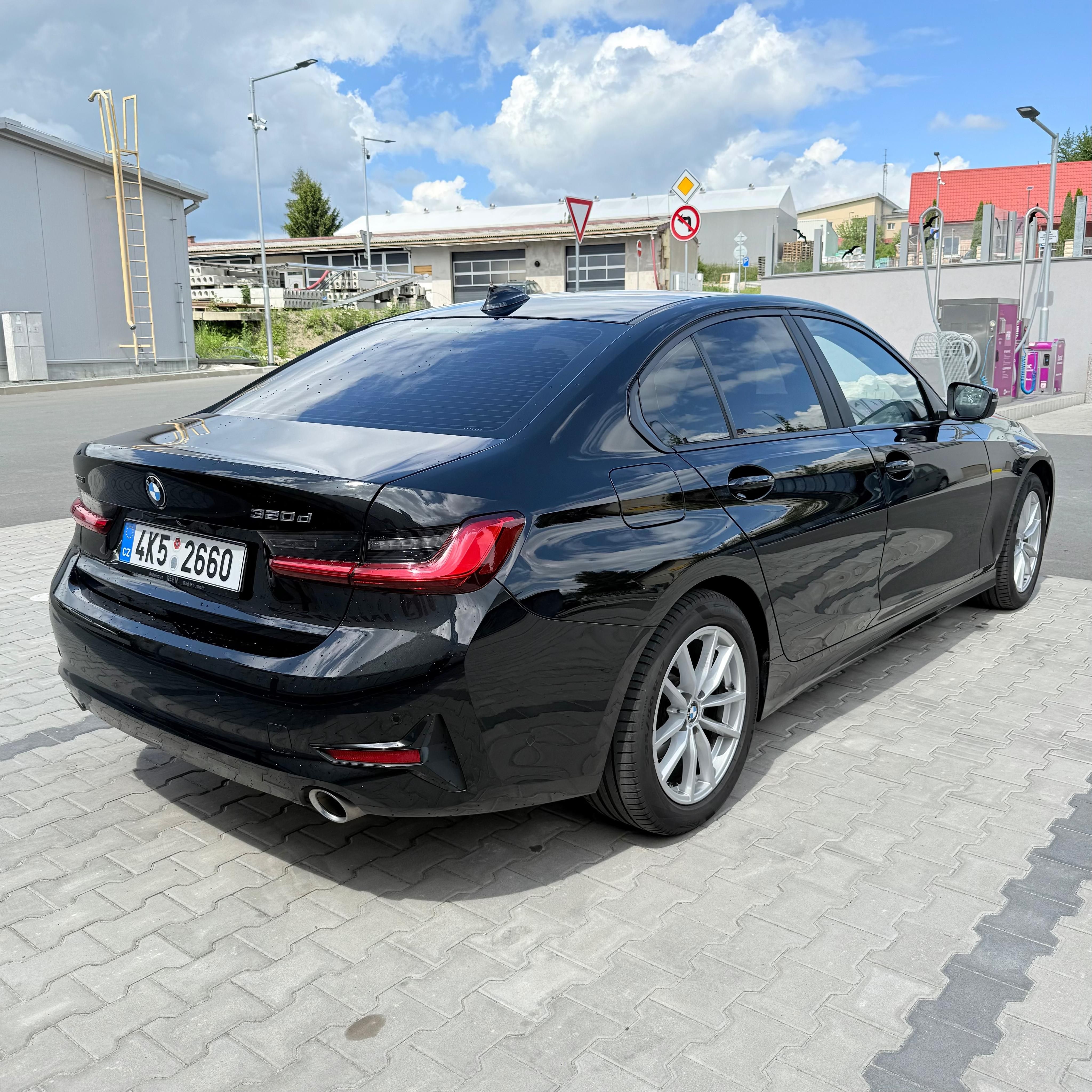 BMW Řada 3, 320d xDrive/ Laser/ ACC/ 360 - fotka 4