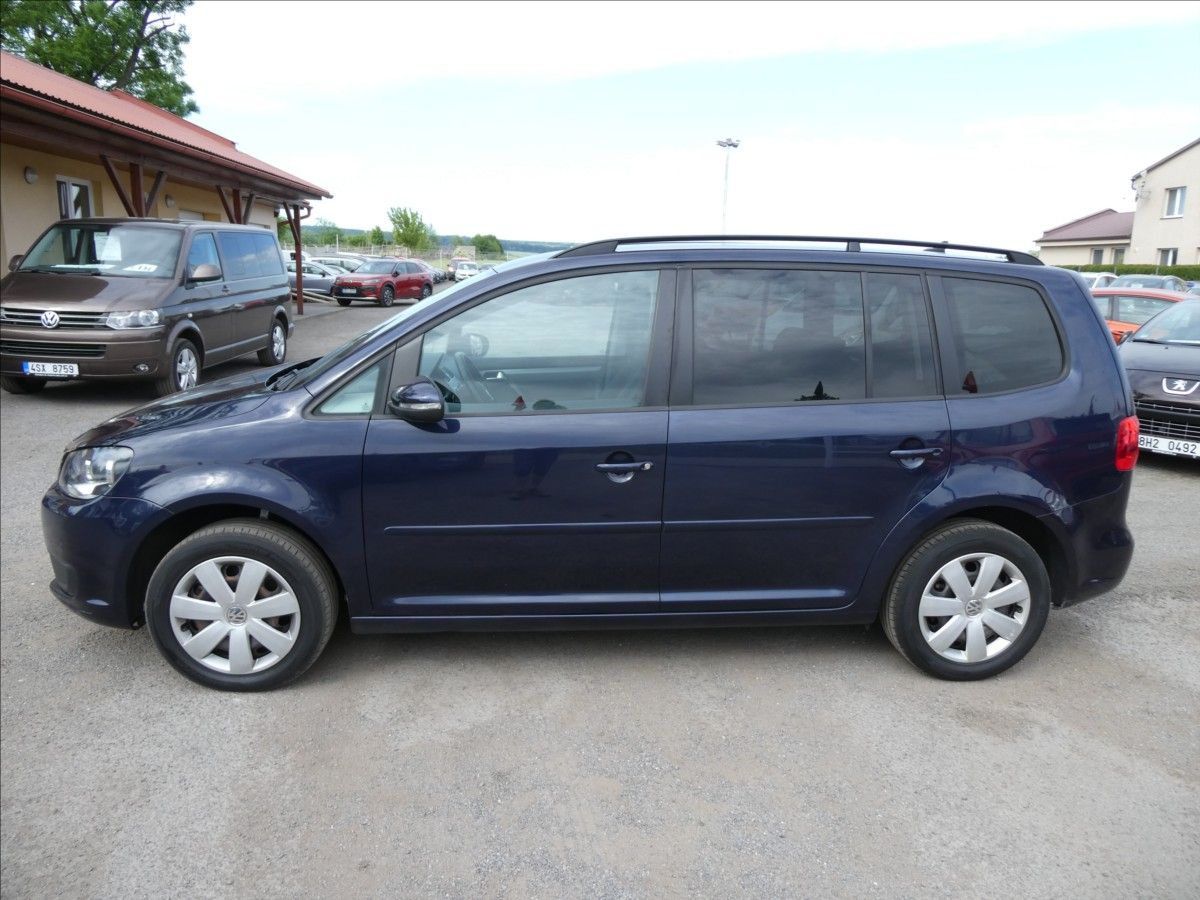 Volkswagen Touran, 2,0 TDi 103kW Comfort,2x kola - fotka 6