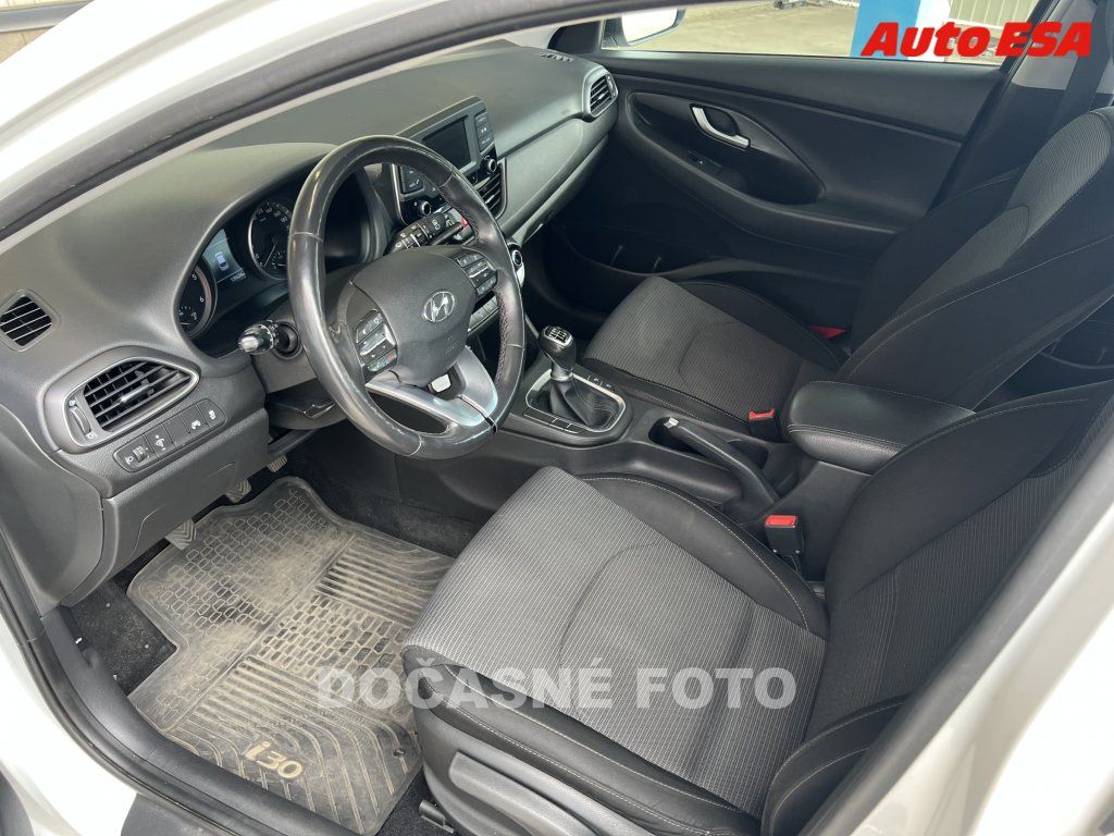Hyundai i30, 1.6CRDi - fotka 3