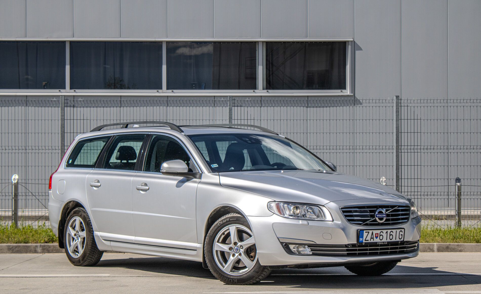 Volvo V70 - fotka 4