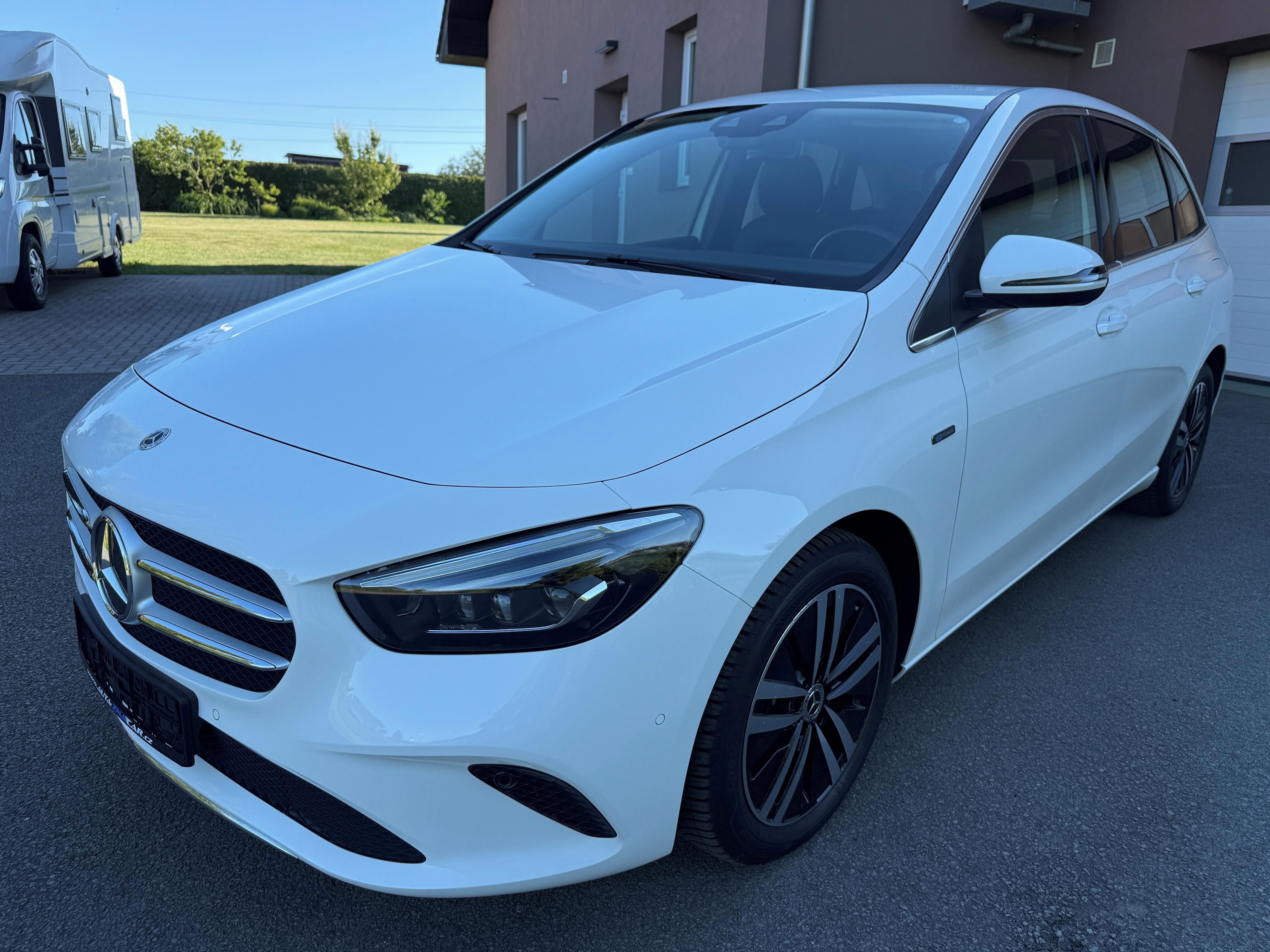 Mercedes-Benz Třídy B, B 250e Progressive 2021 - fotka 6