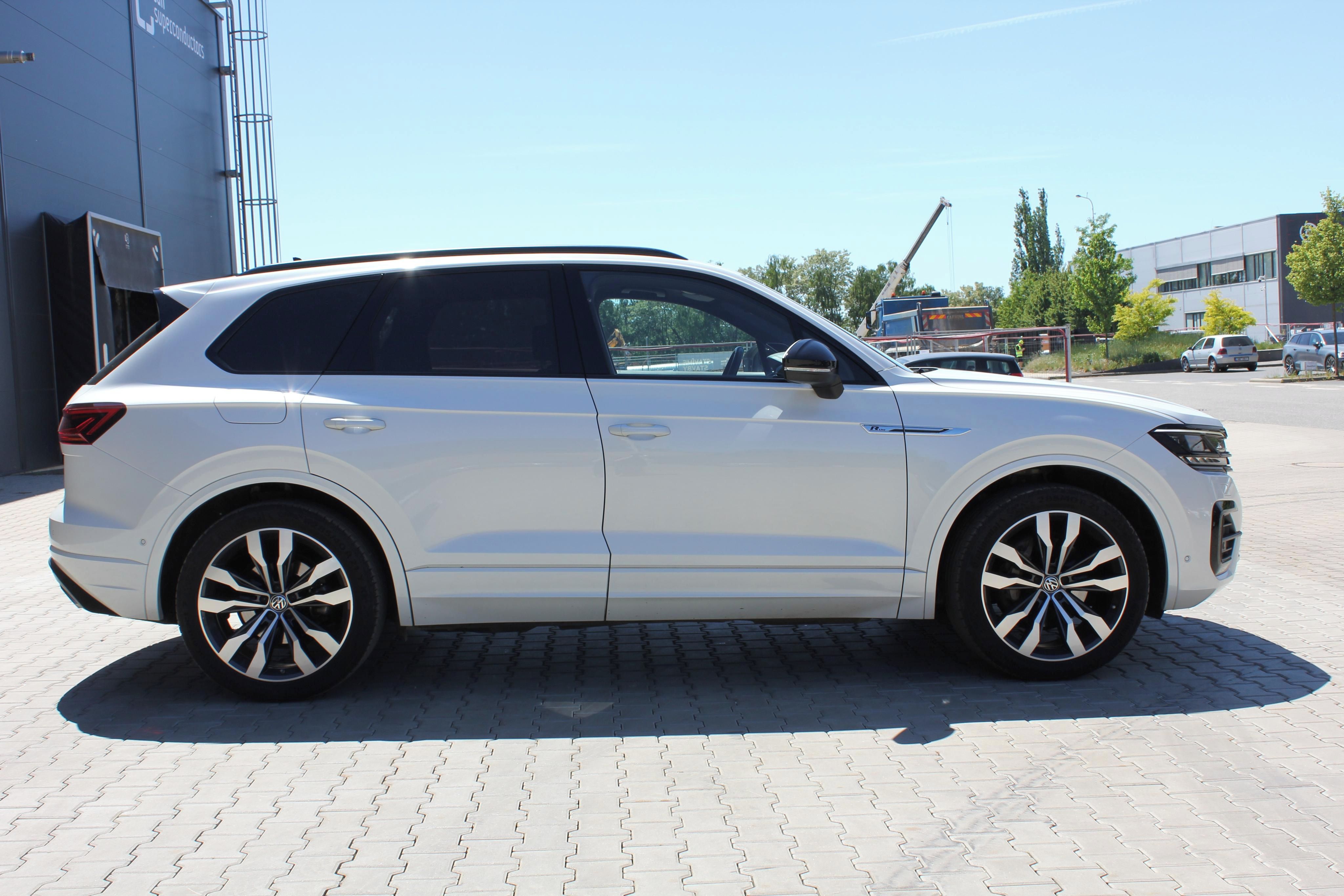 Volkswagen Touareg, servisovano prvni majitel - fotka 5