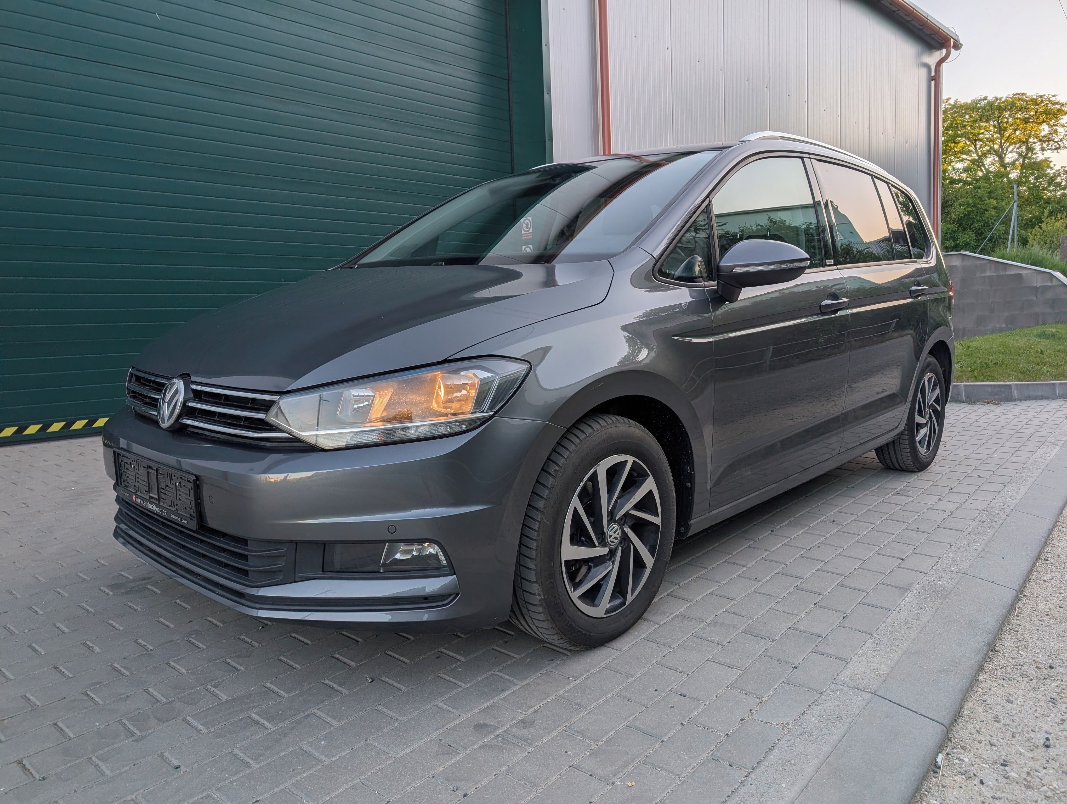 Volkswagen Touran, 2.0 TDI, 110 kW, DSG, 7 MÍST