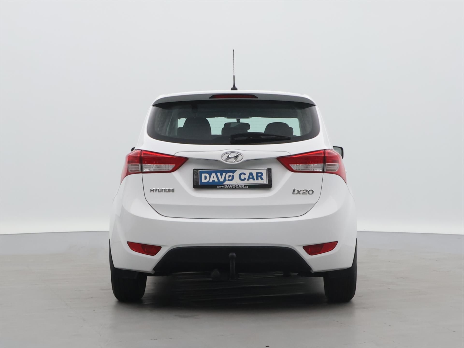 Hyundai ix20, 1,4 CVVT 66kW Trikolor Klima C - fotka 6