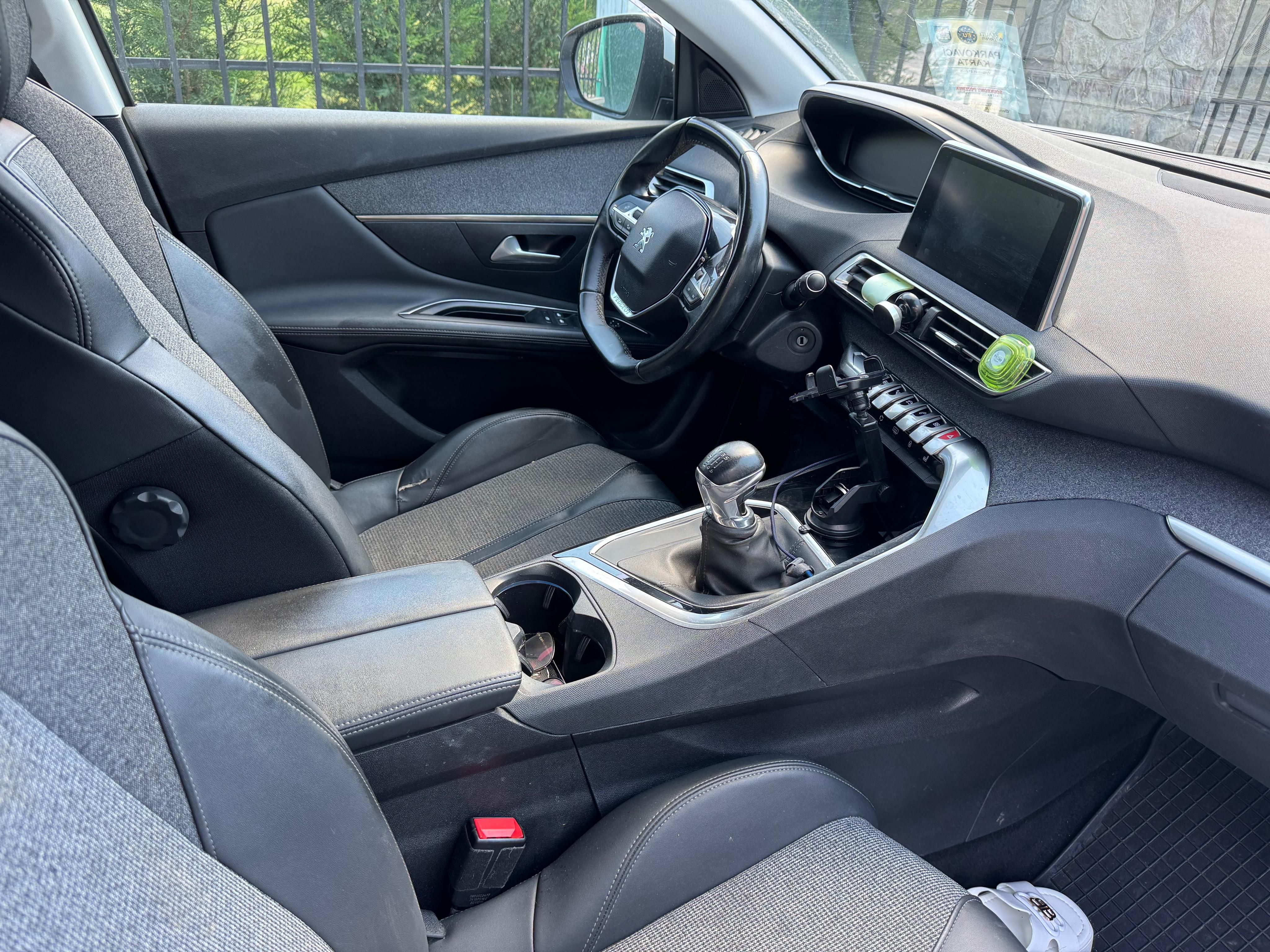 Peugeot 3008 - fotka 6