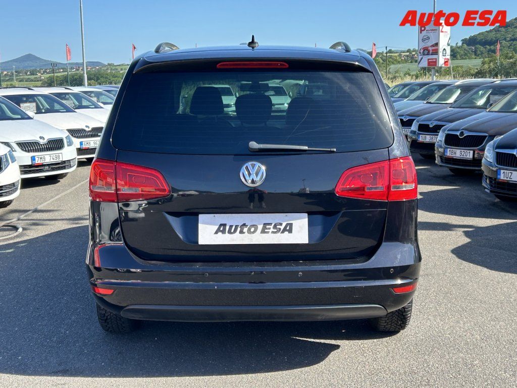 Volkswagen Sharan, 2.0 TDi,Match,autoAC - fotka 5