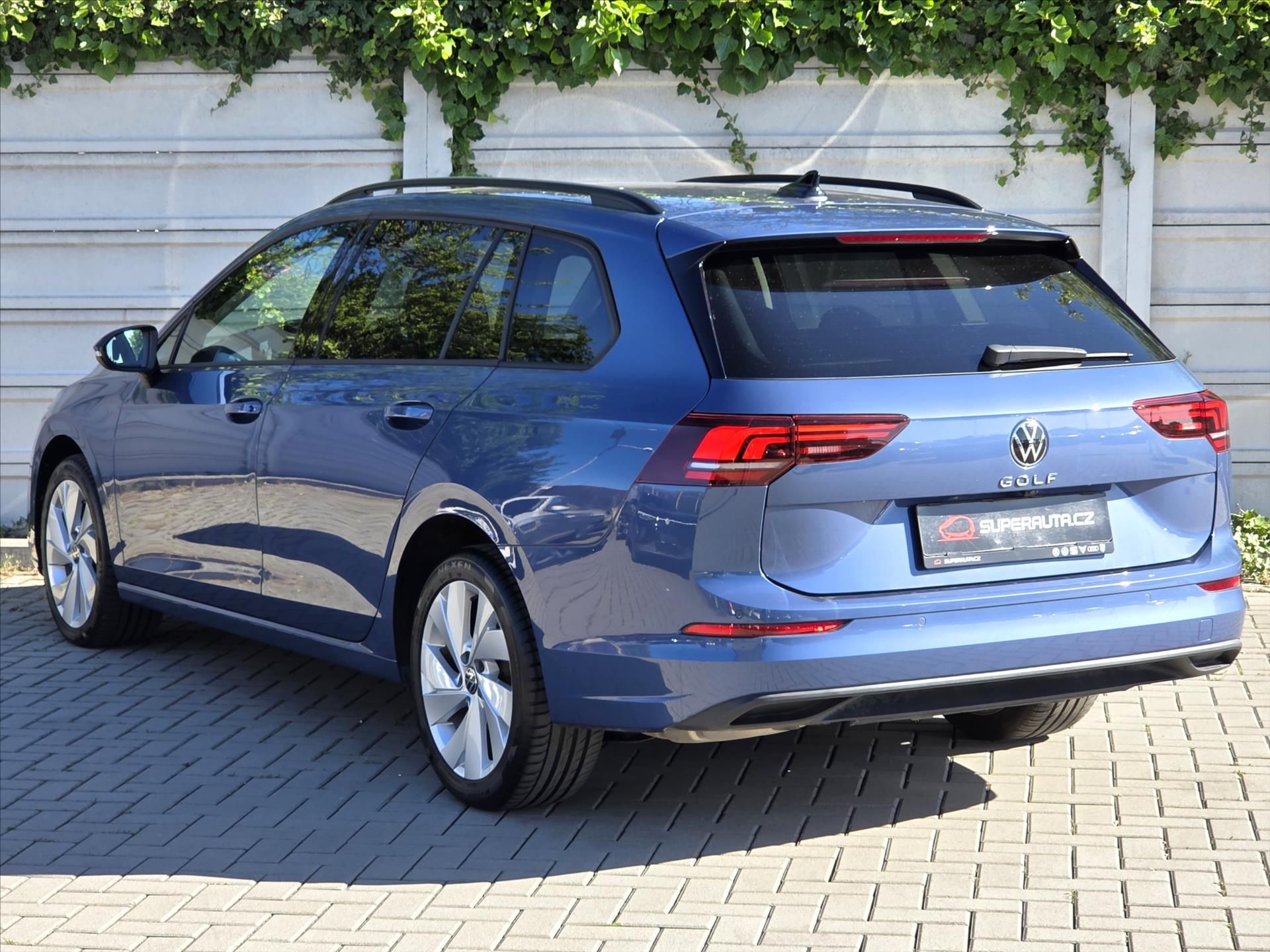 Volkswagen Golf, 2,0 TDi 110kW DSG Life Tov.zár - fotka 4