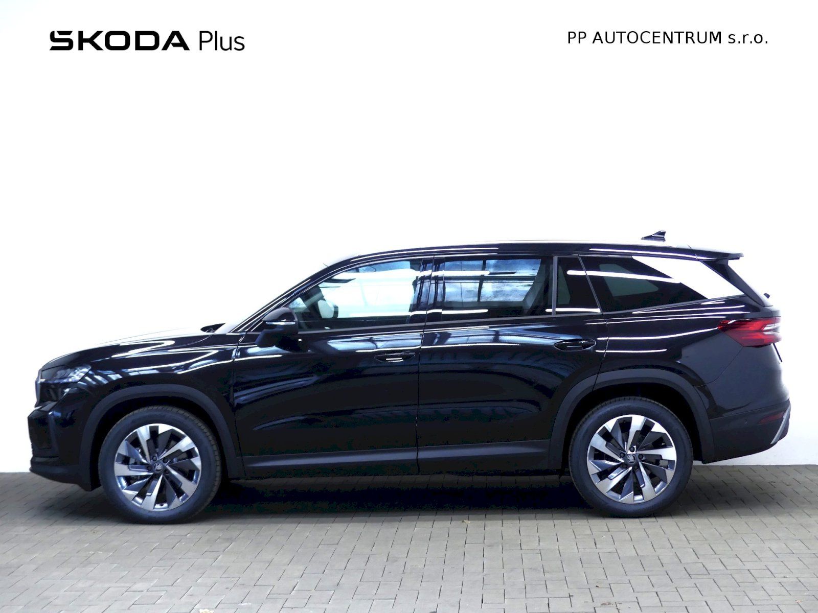 Škoda Kodiaq, Exclusive Selection 4x4 DSG 2. - fotka 3