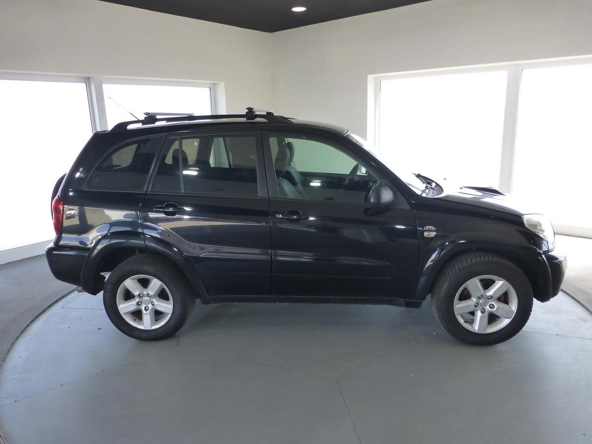 Toyota Rav4, 2,0D*DIGI**ALU**PARK.S***4X4 - fotka 5