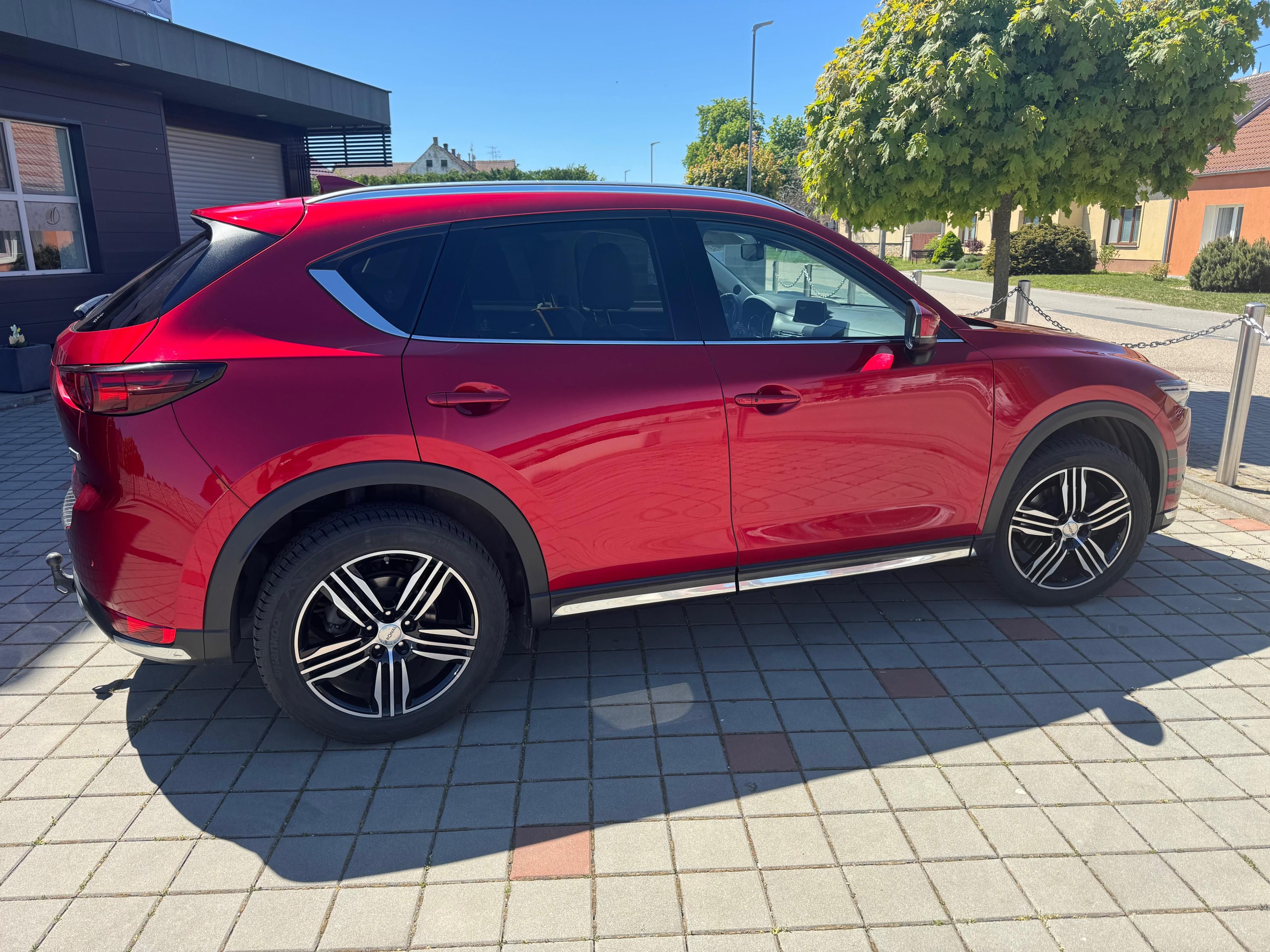 Mazda CX-5, 2.2 diesel 135kw AWD 42 tis.Km - fotka 6