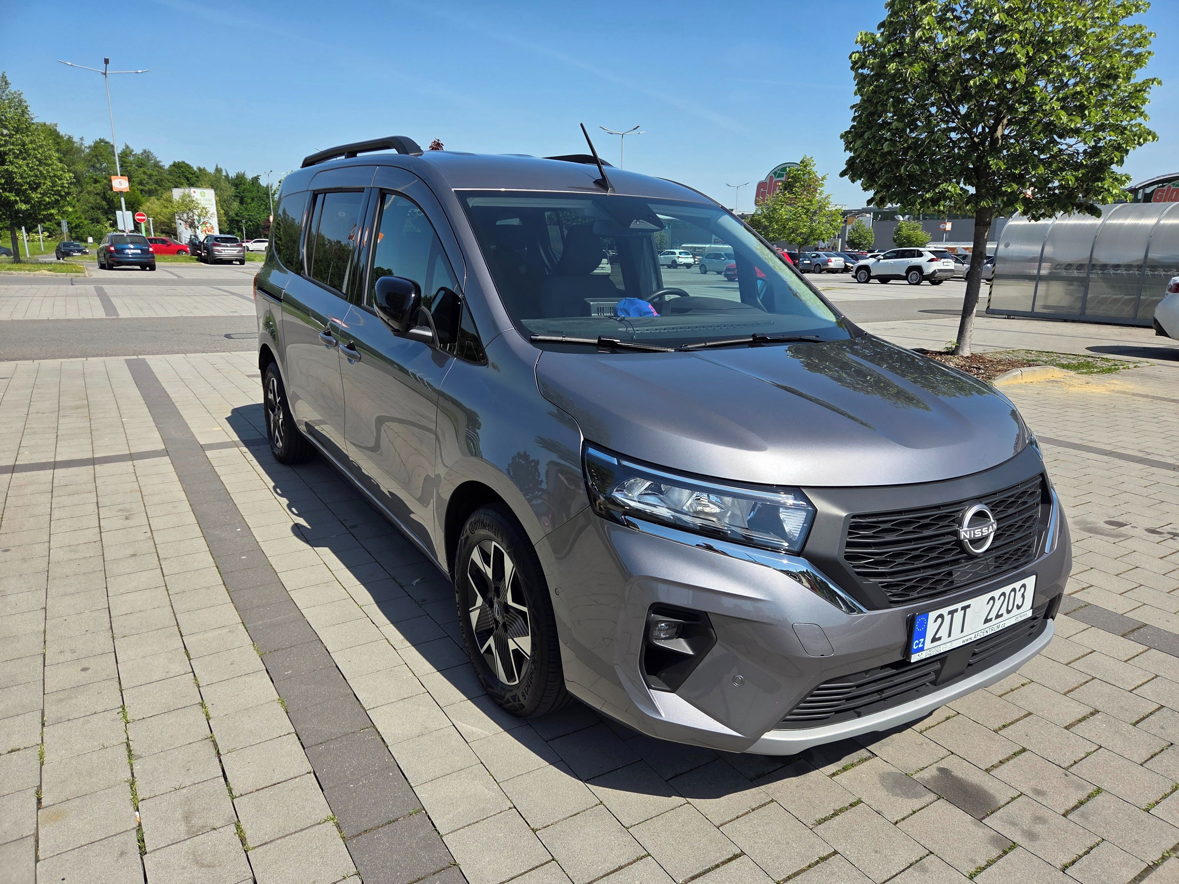Nissan Townstar, TEKNA L2 1.3 96kW DIG-T 6MT - fotka 2