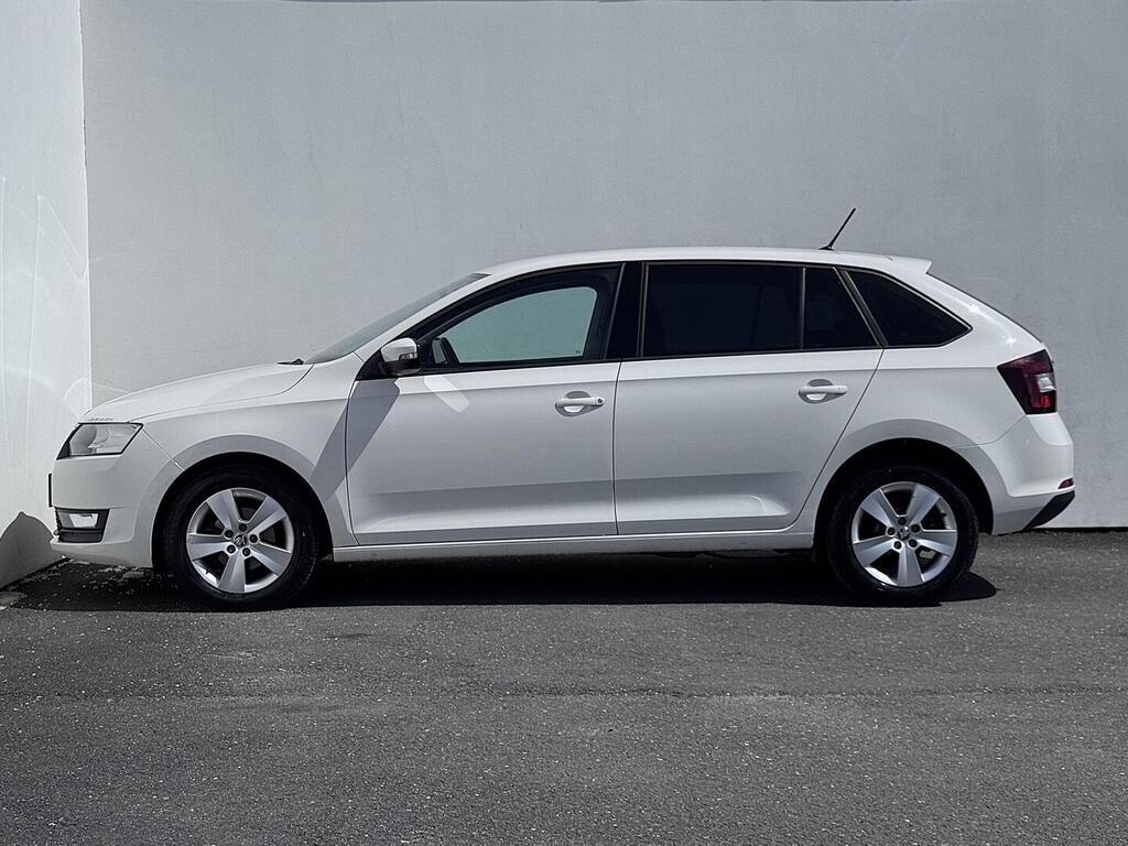 Škoda Rapid, Ambition 1.0 TSI 70 kW - fotka 3