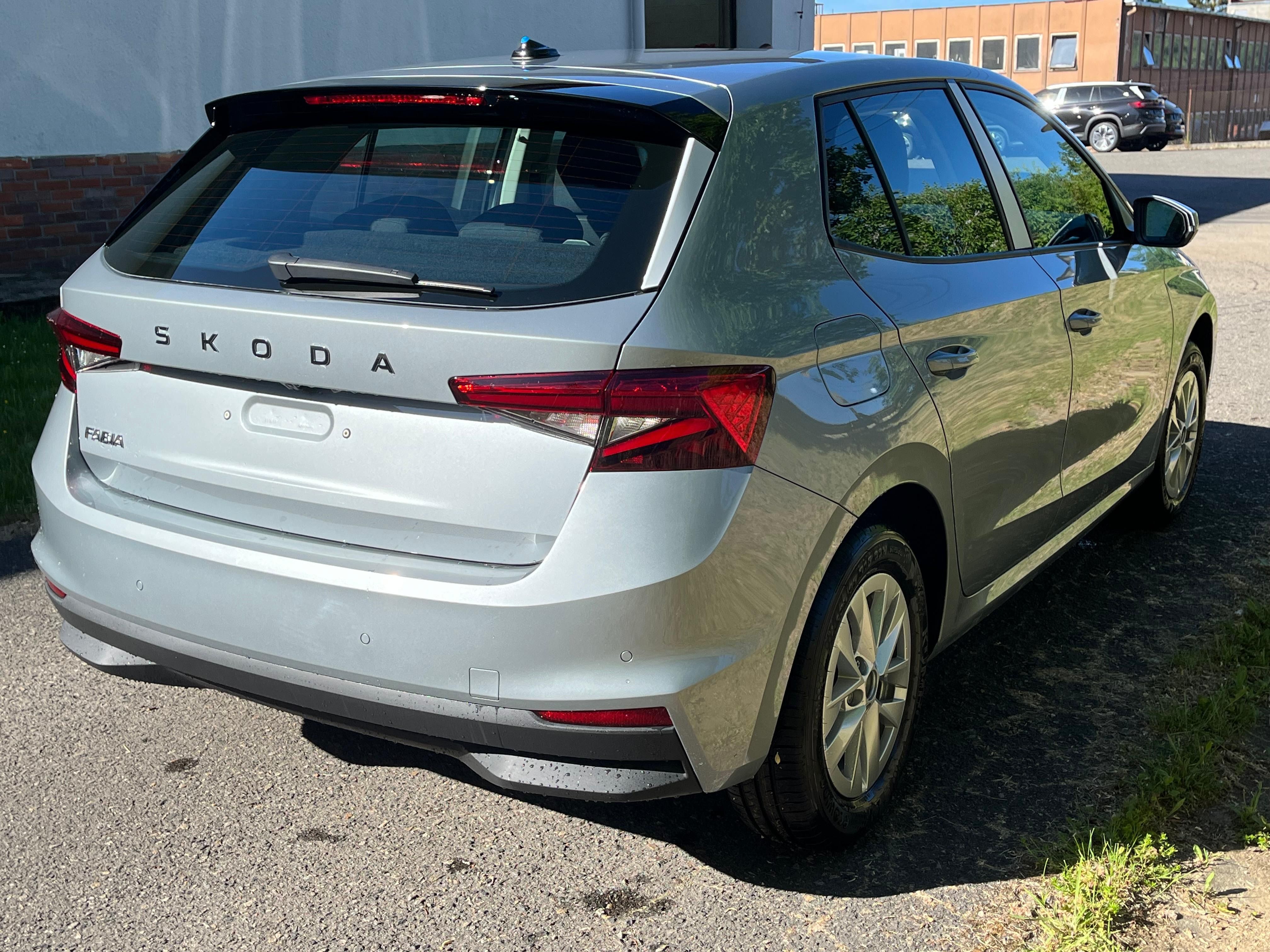 Škoda Fabia, 130 let 1,0 MPI 59 kW - fotka 5