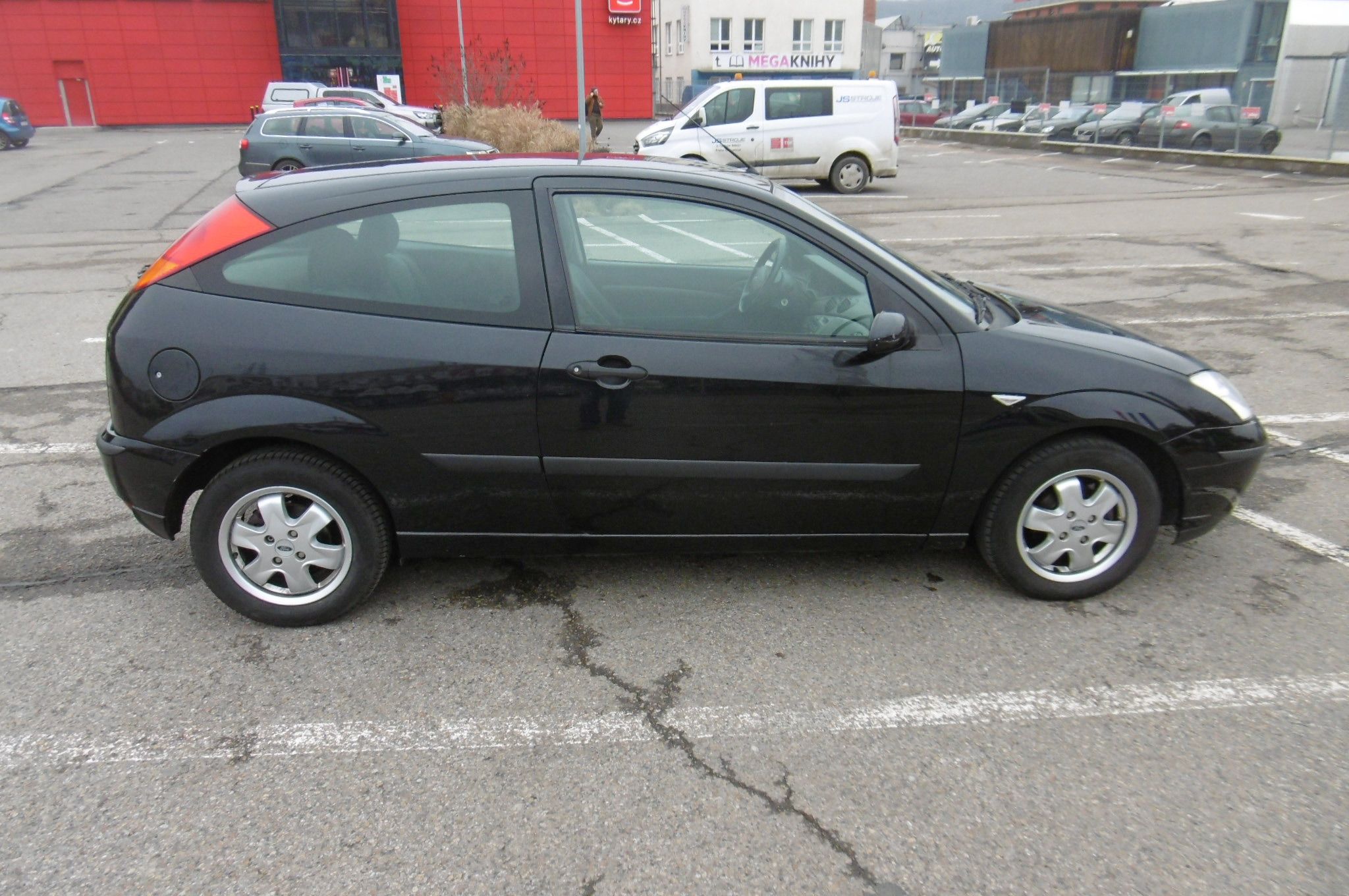 Ford Focus, 1.6i Trend - fotka 5