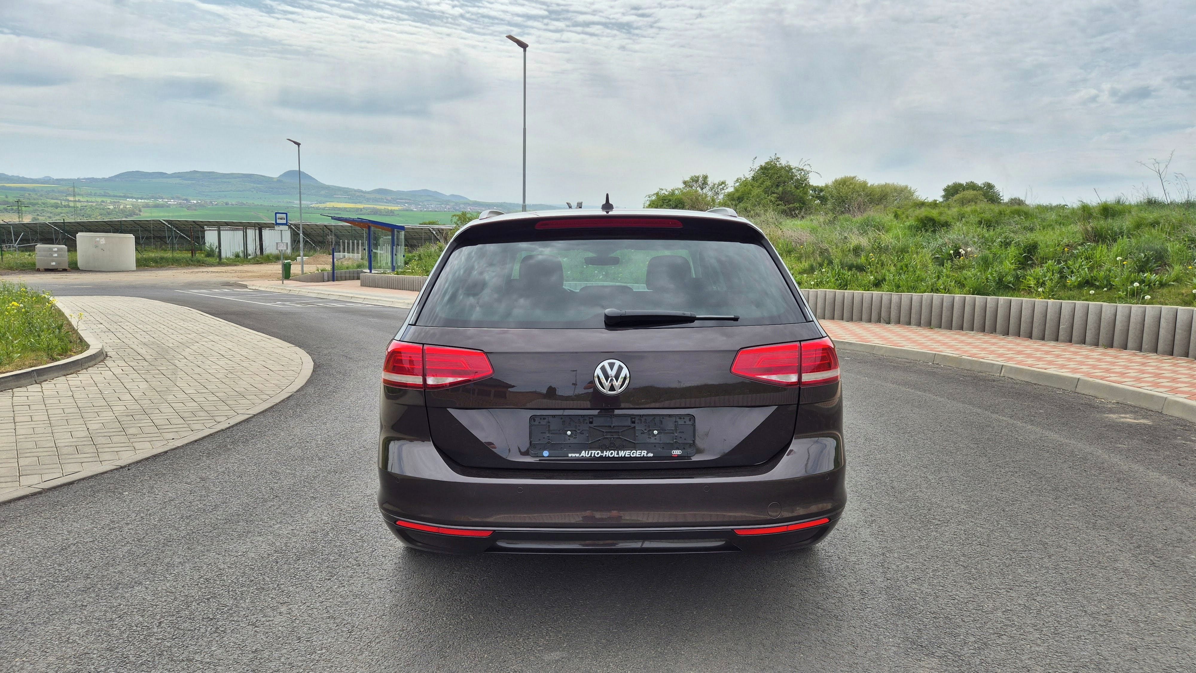 Volkswagen Passat, 2,0tdi servis VW - fotka 5