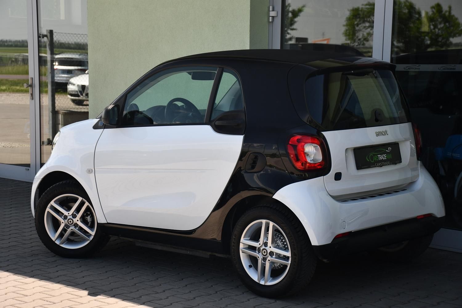 Smart Fortwo, EQ - fotka 3