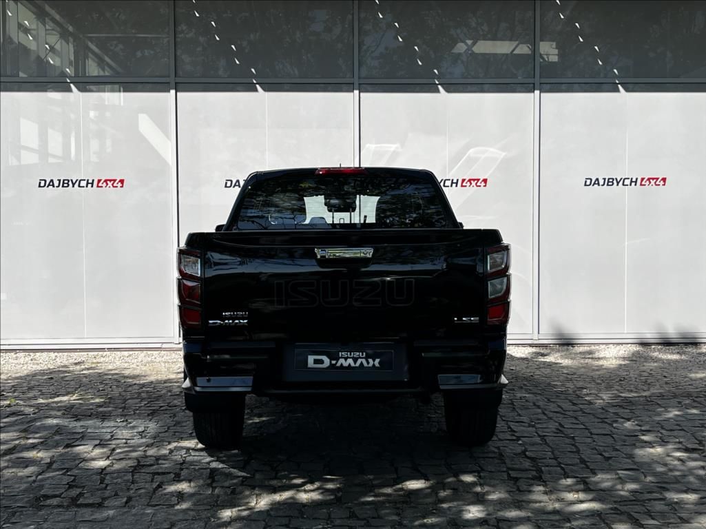 Isuzu D-Max, 1,9 Double Cab  6A/T LSE 4x4 - fotka 6