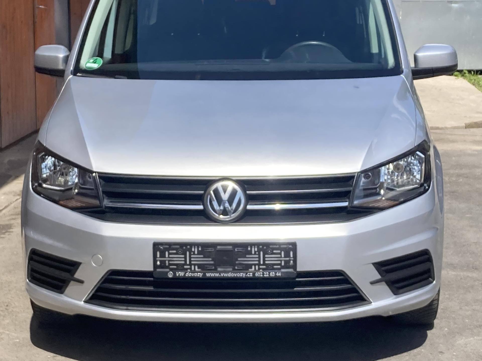 Volkswagen Caddy, MAXI 2,0TDi 7 míst záruka km - fotka 2