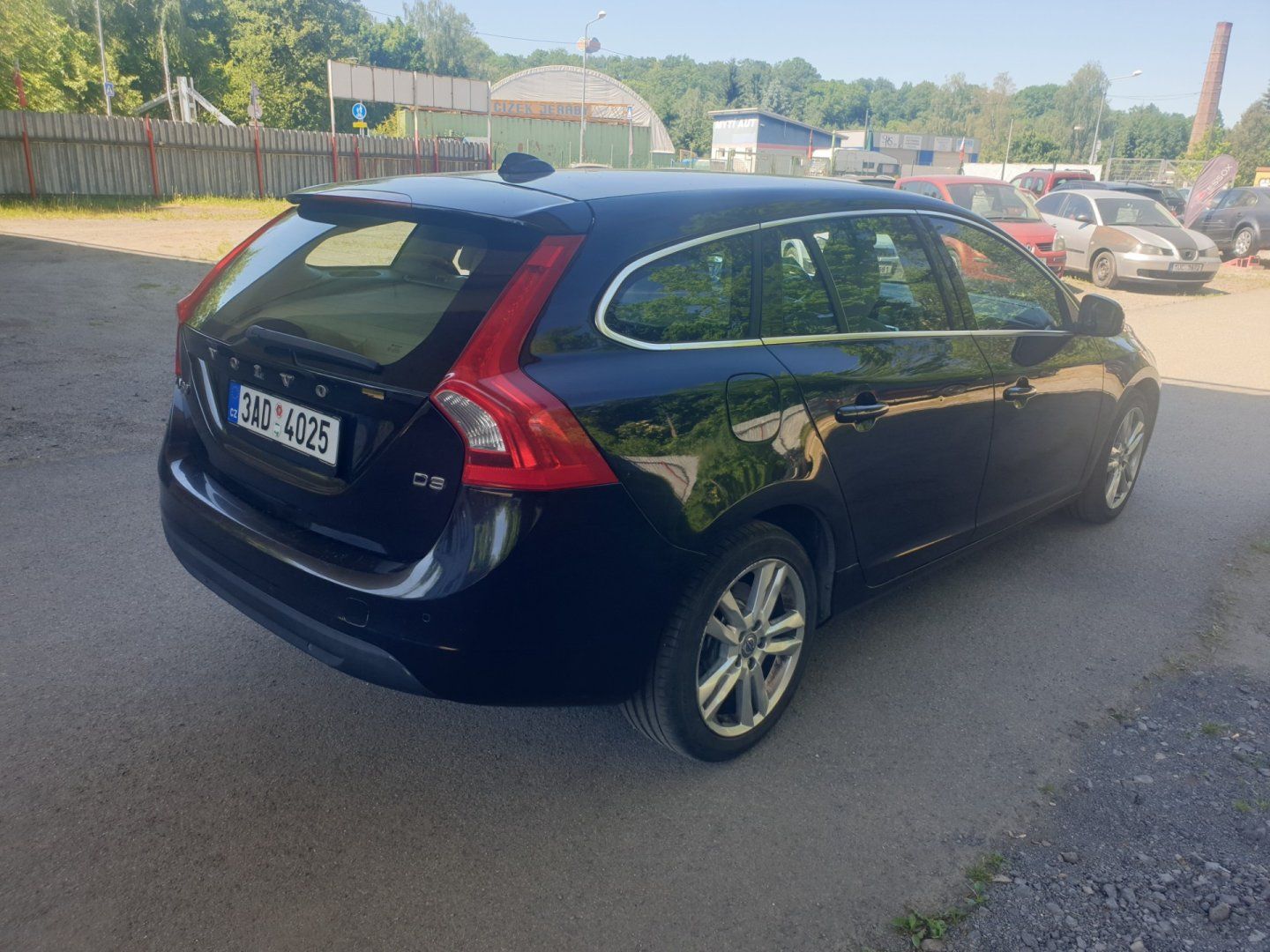 Volvo V60, automat 5V - fotka 6