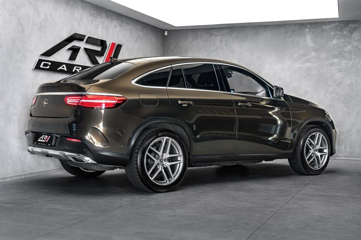 Mercedes-Benz GLE, panorama, asistenty - fotka 5