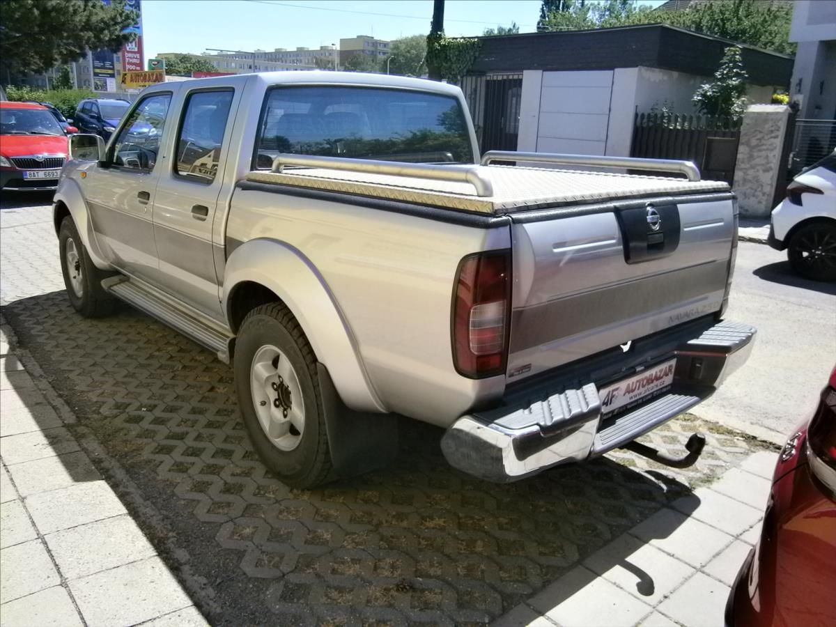 Nissan Navara, 2,5 DI  4X4  DOUBLE CUP - fotka 4