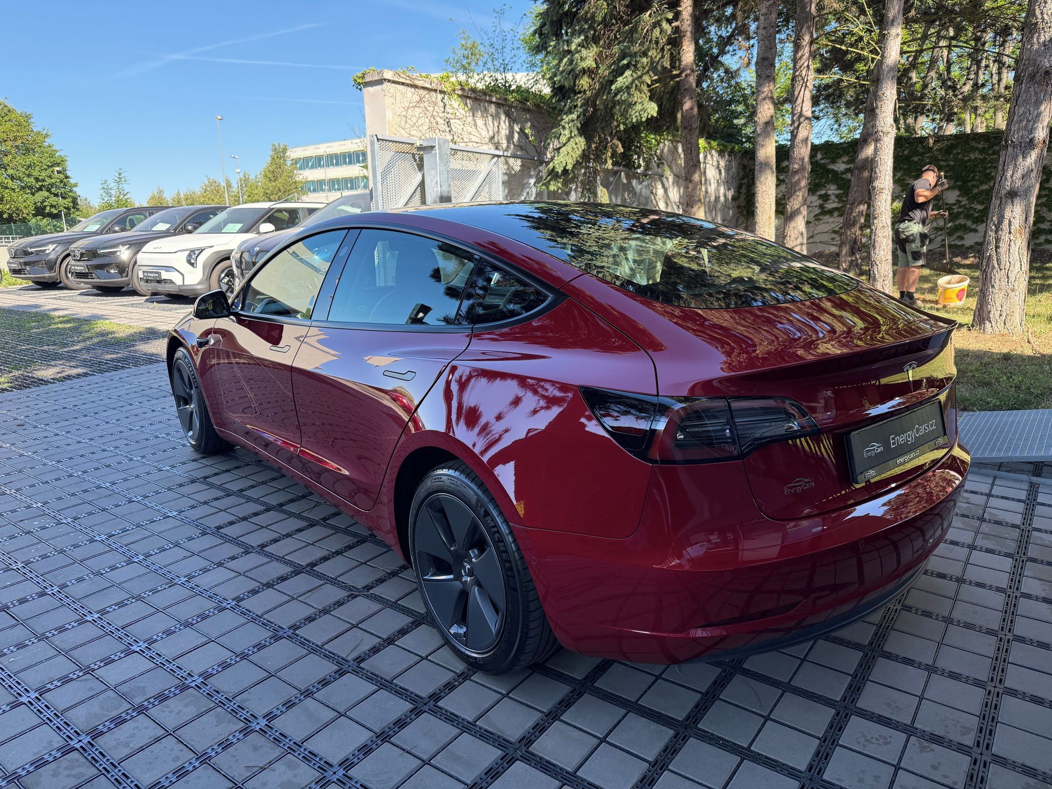 Tesla Model 3, Standart Range LFP - fotka 4