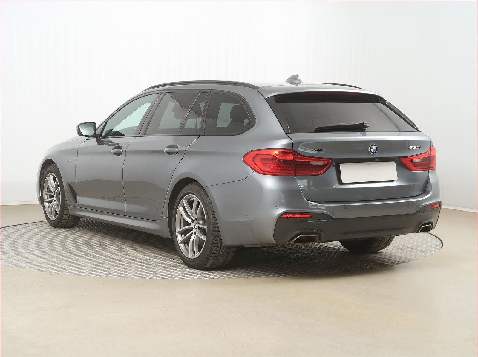 BMW Řada 5, 530i xDrive, 4X4, Automat, ČR - fotka 4