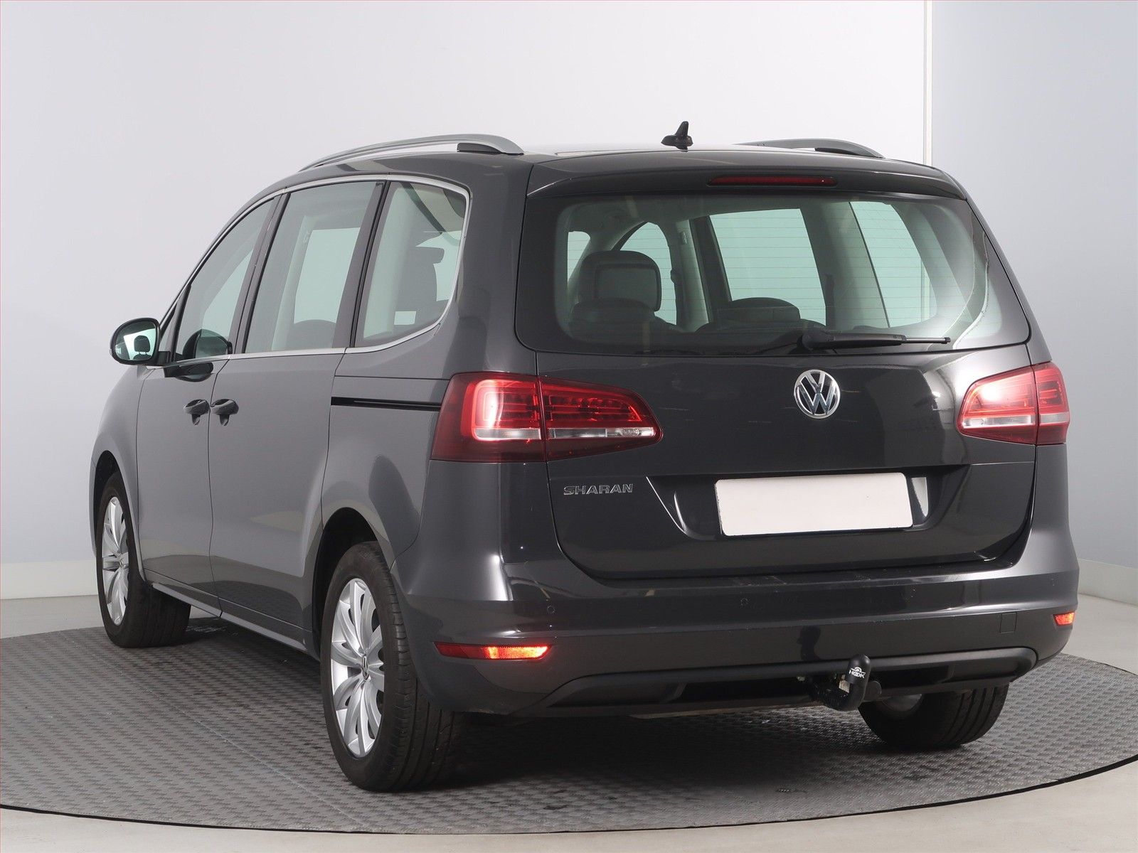 Volkswagen Sharan, 1.4 TSI, Automat, Serv.kniha - fotka 4