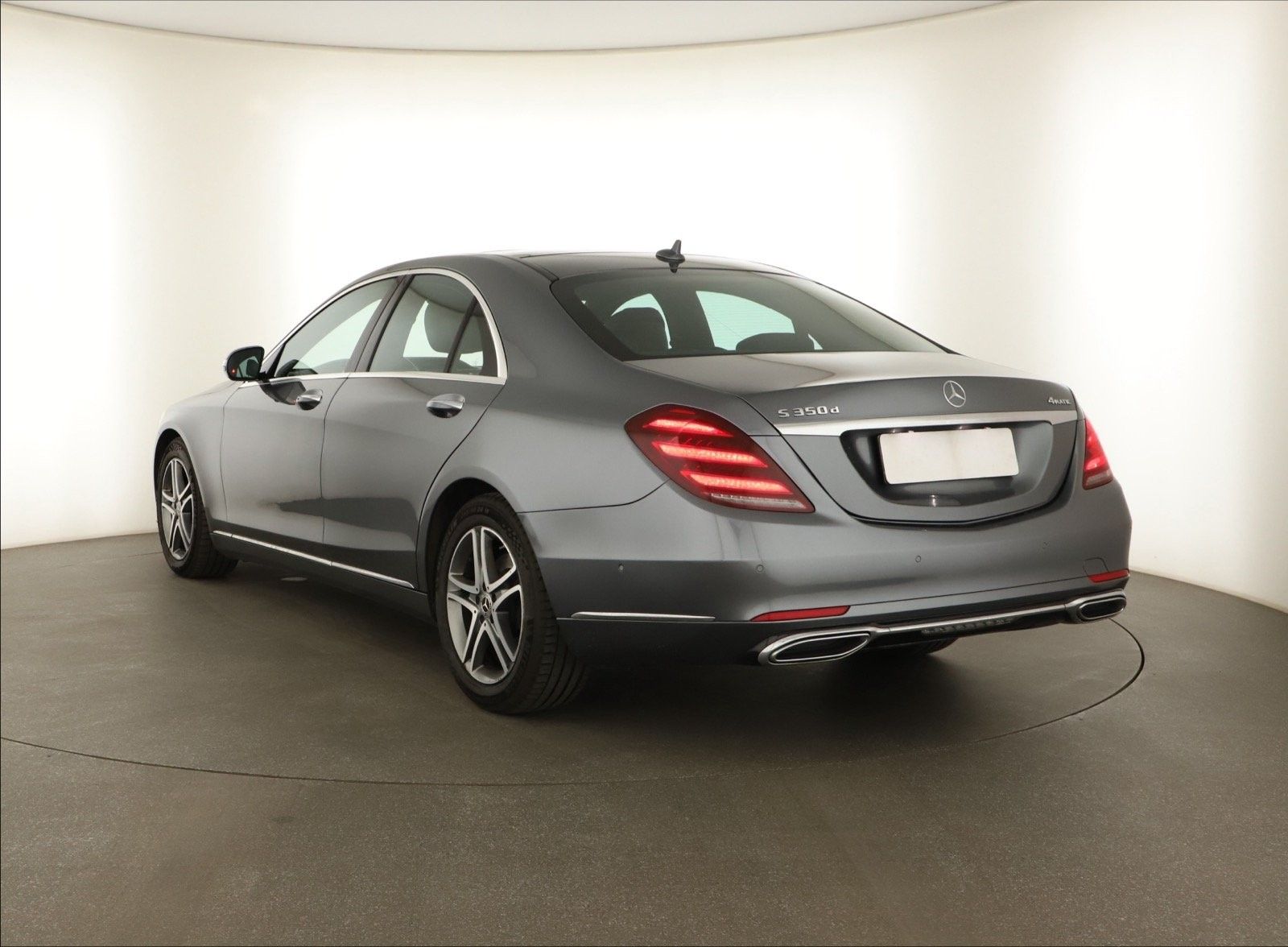 Mercedes-Benz Třídy S, 350 d, AMG Paket - fotka 4