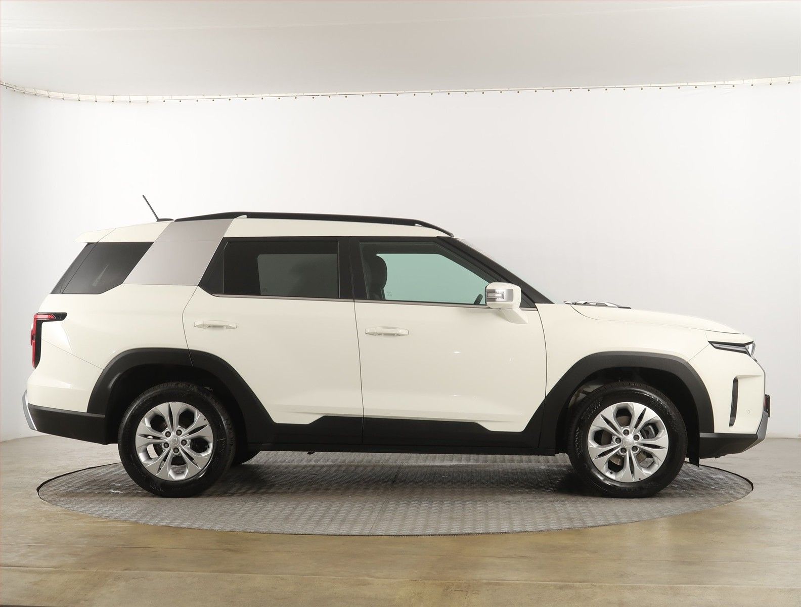 SsangYong Torres, 1.5 T-GDI, Club, Automat - fotka 6