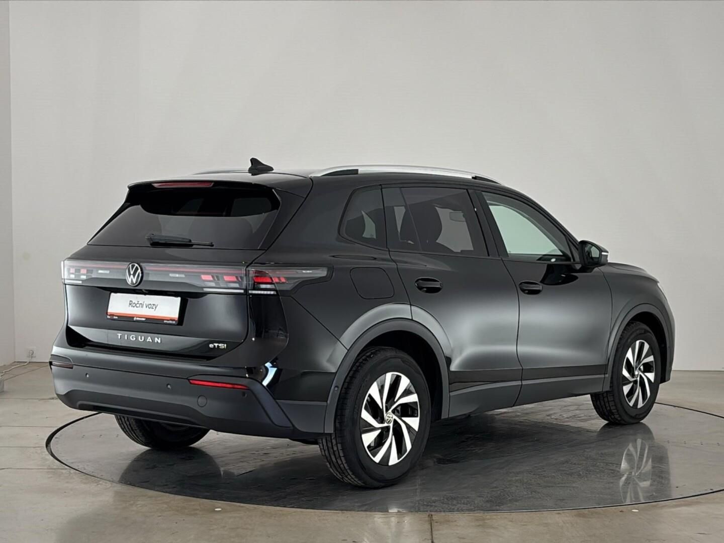 Volkswagen Tiguan, 1.5 eTSi / 110 kW People DSG - fotka 2