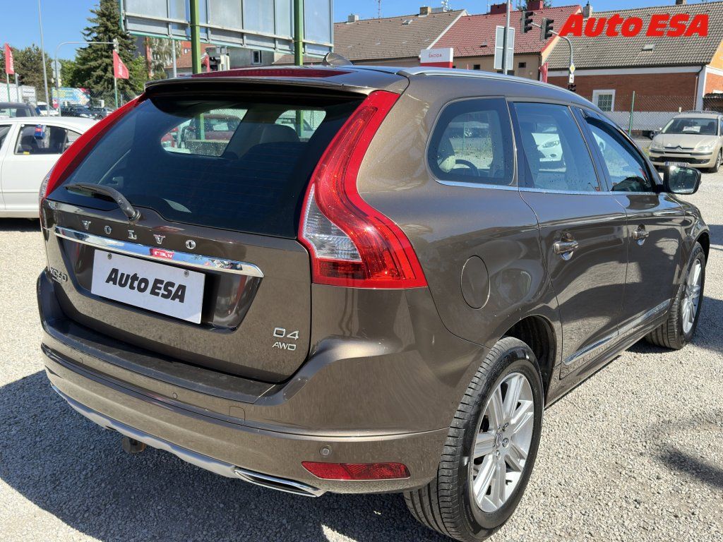 Volvo XC60, 2.4d,2.maj,ČR,AT - fotka 4