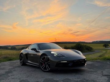 Porsche 718 Cayman GTS 4.0