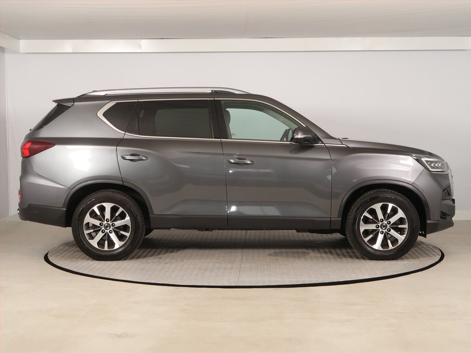 SsangYong Rexton, 2.2 Diesel, 4X4, Automat, ČR - fotka 6