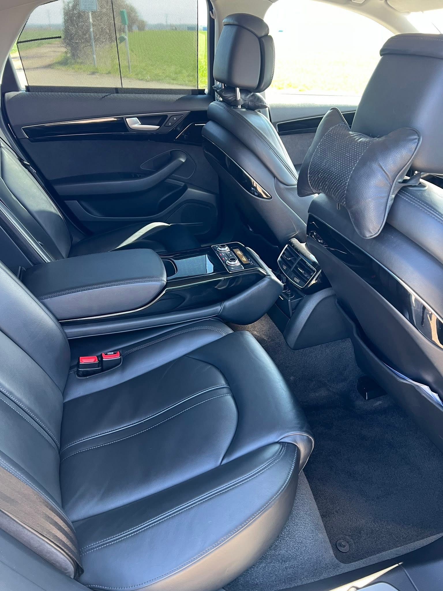 Audi A8 - fotka 4