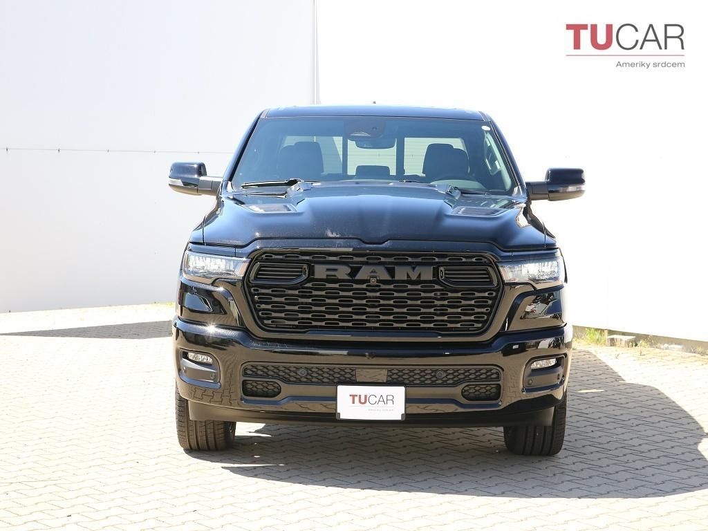 RAM 1500, Laramie 5.7V8 HEMI 2026