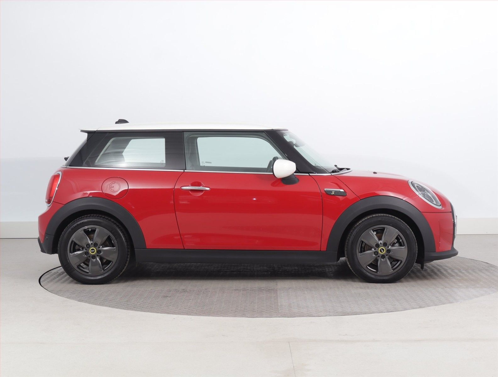 Mini, Cooper SE 32 kWh, SoH 97% - fotka 6