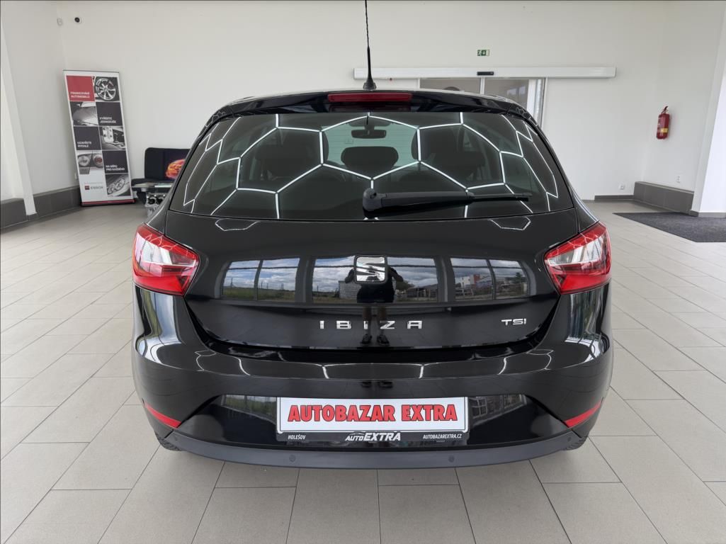 Seat Ibiza, 1,2 TSI,Style,navi,LED - fotka 6