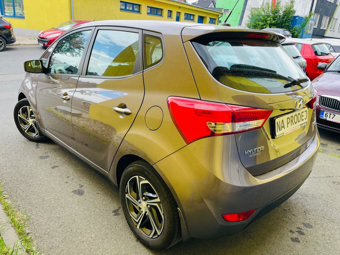 Hyundai ix20, 1.6 i BENZÍN 91 kW ALU KOLA - fotka 3